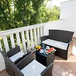 Spacious Retreat With Private Pool, Fitness Centre, And Garden - Three Bedroom Villa