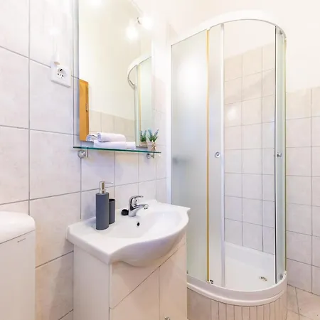 Spacious Retreat With Private Pool, Fitness Centre, And Garden - Three Bedroom Villa