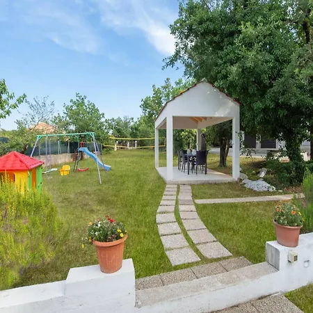 Spacious Retreat With Private Pool, Fitness Centre, And Garden - Three Bedroom Villa *